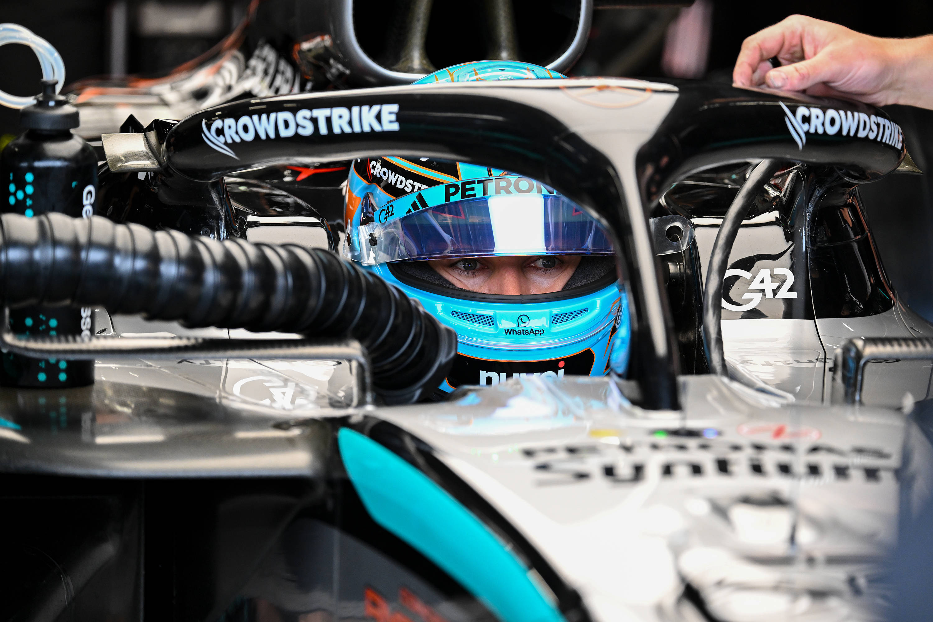 索伯车队完胜红牛车队，皮亚斯特里关键制胜