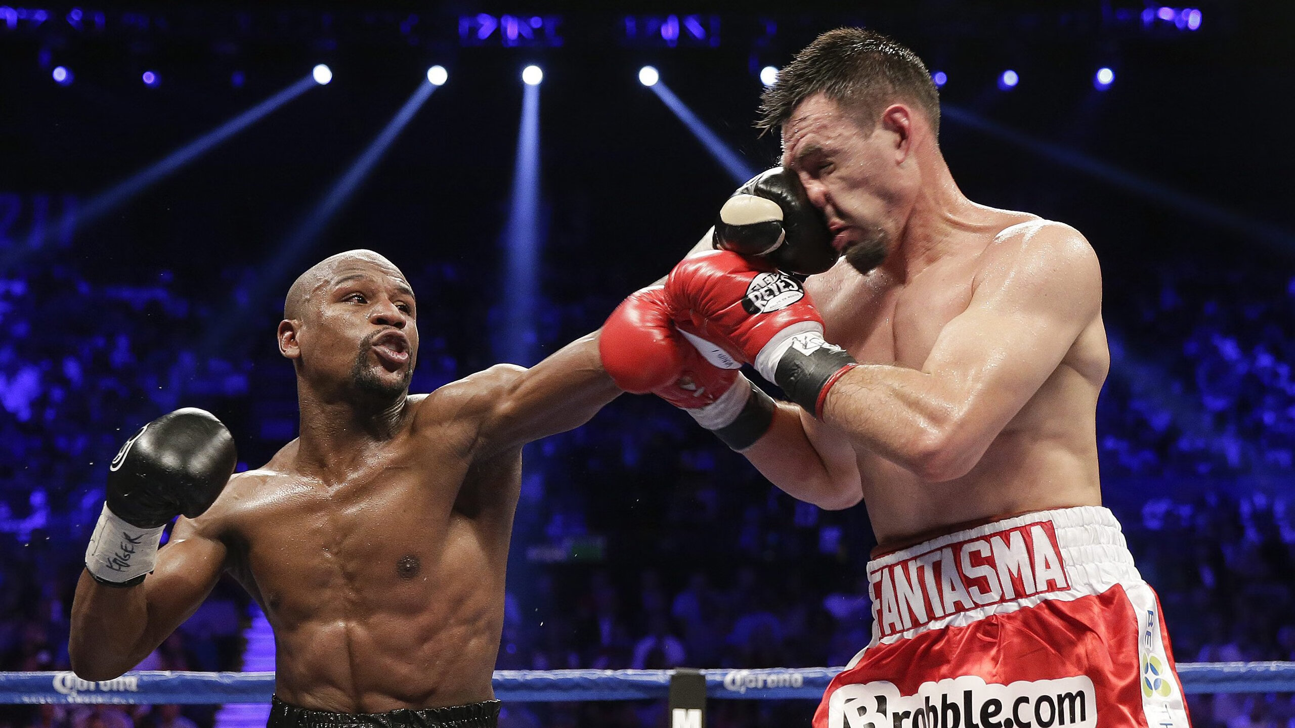 年度焦点之战之夜,阿坎吉进攻端无人可挡,改写比赛格局